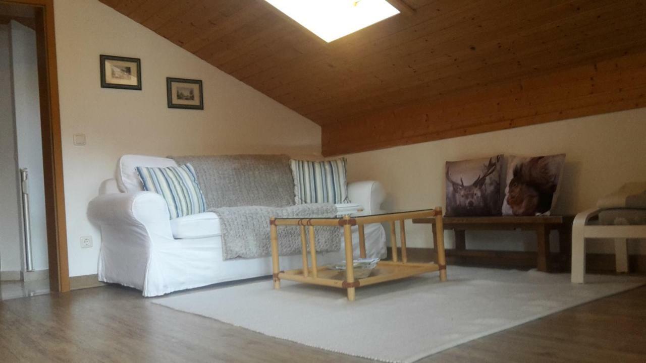 Ferienwohnung Franzi Гармиш-Партенкирхен Екстериор снимка