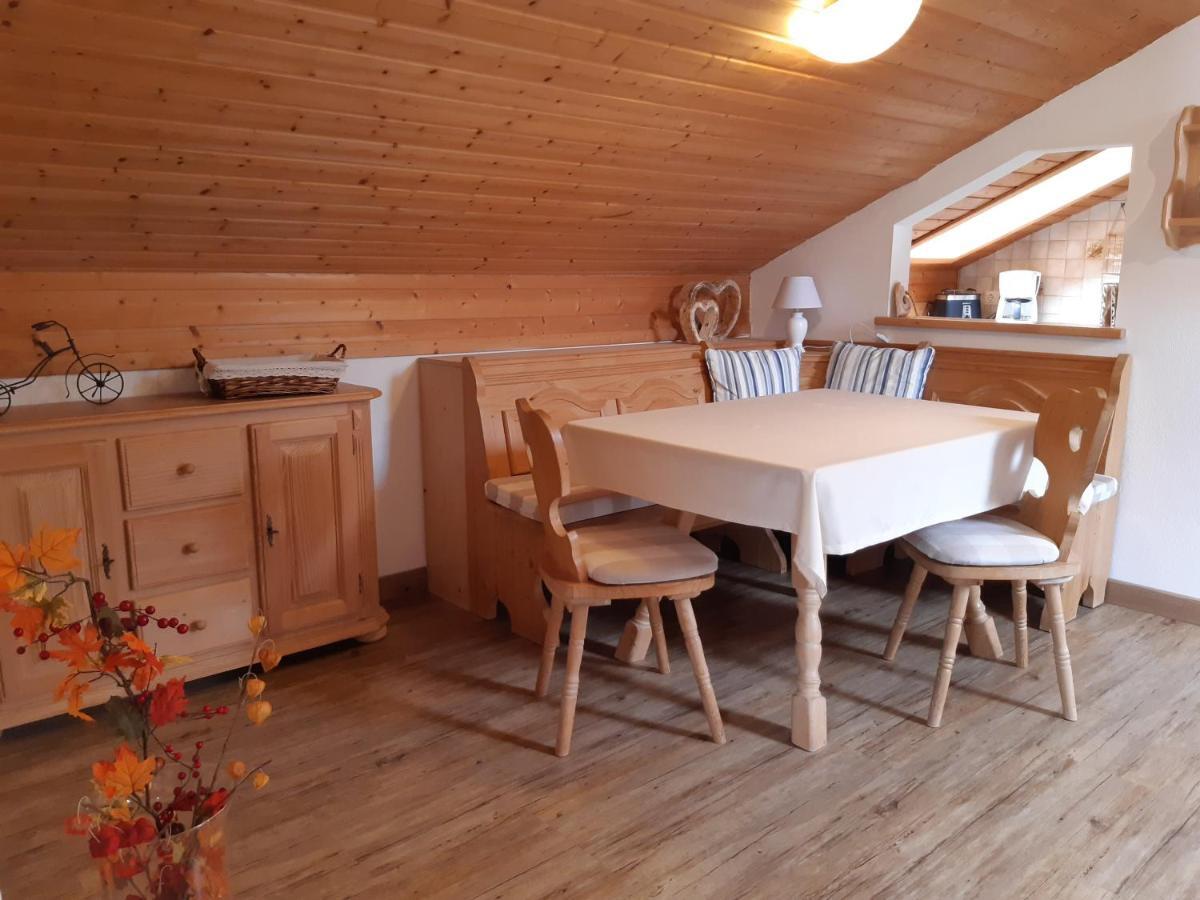 Ferienwohnung Franzi Гармиш-Партенкирхен Екстериор снимка